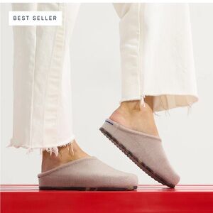 Rothy’s Casual Clog Dove Merino 8
